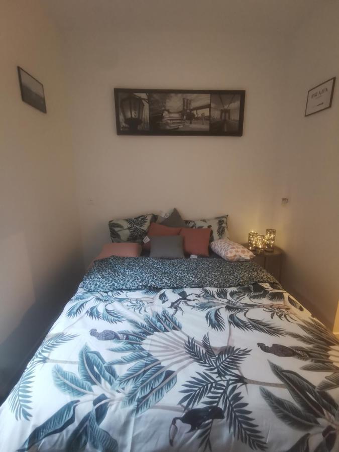 Appartement Cozy En Plein Centre Ville Amiens Exterior photo